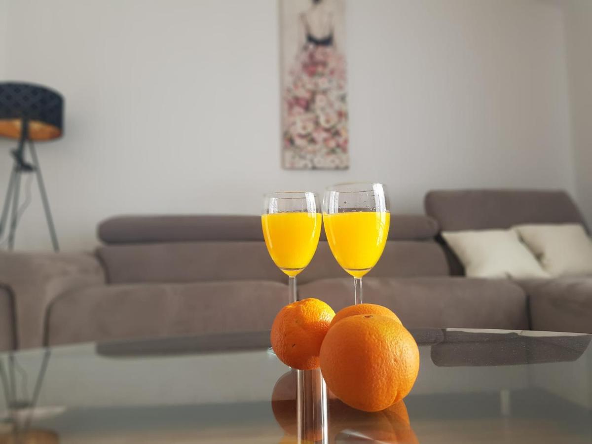 Apartman Mia With Pool1 Split Kültér fotó