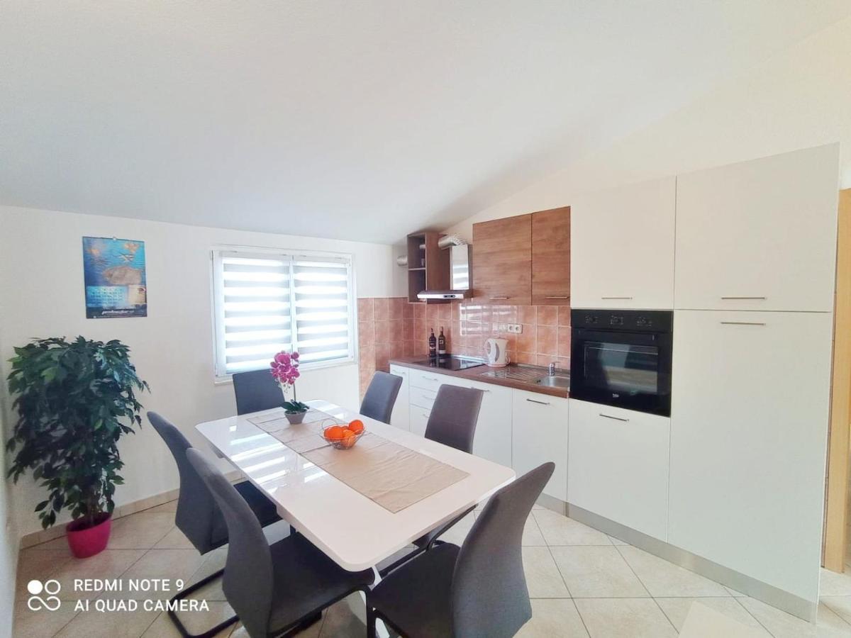 Apartman Mia With Pool1 Split Kültér fotó