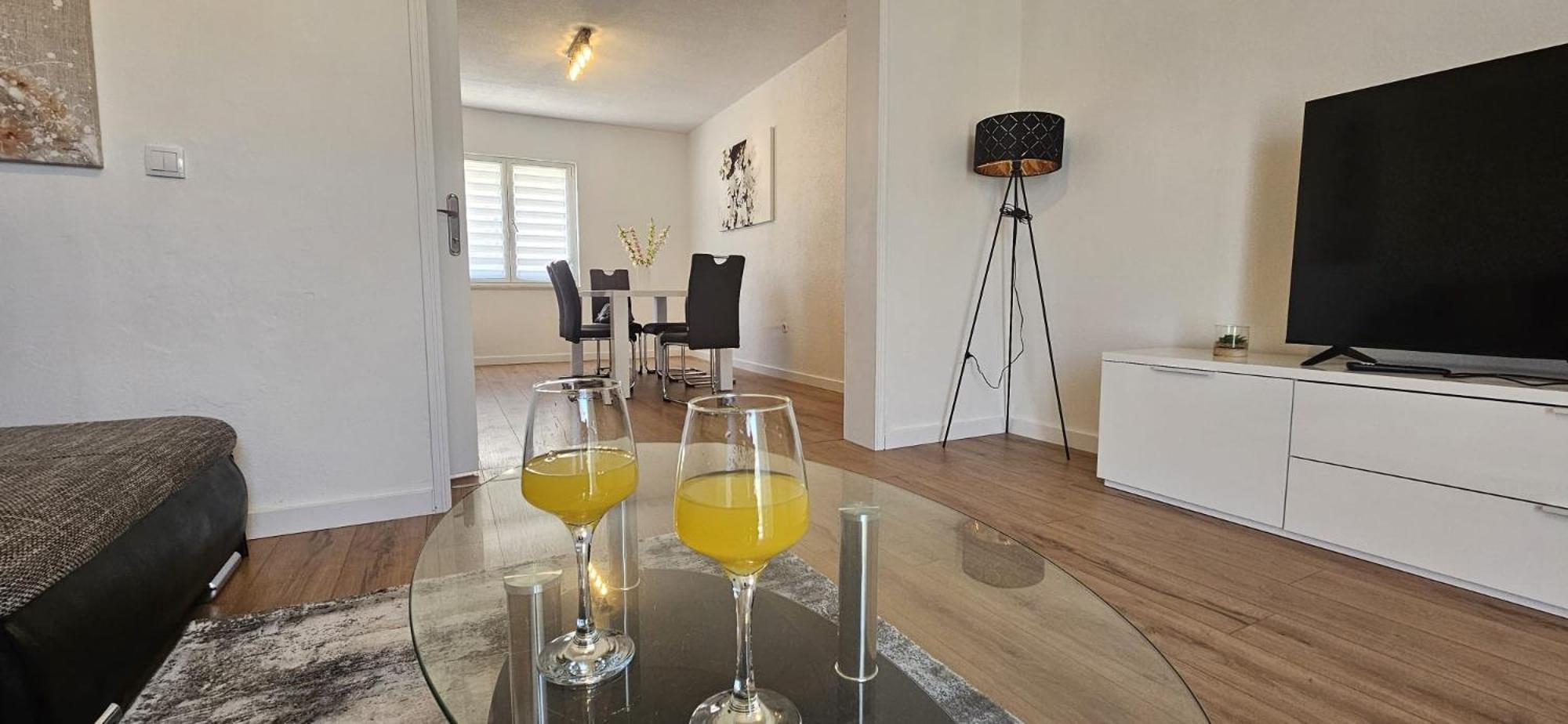 Apartman Mia With Pool1 Split Kültér fotó