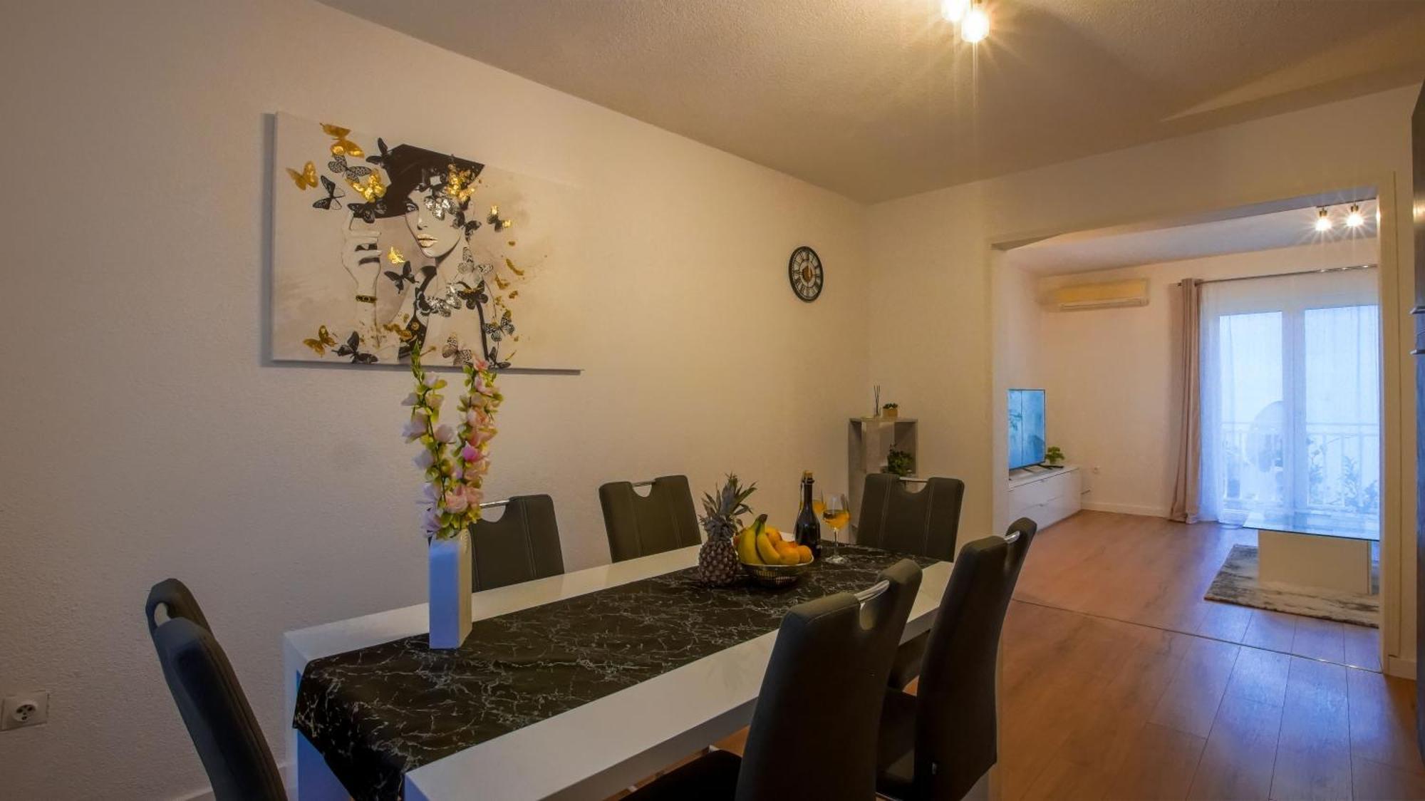Apartman Mia With Pool1 Split Kültér fotó